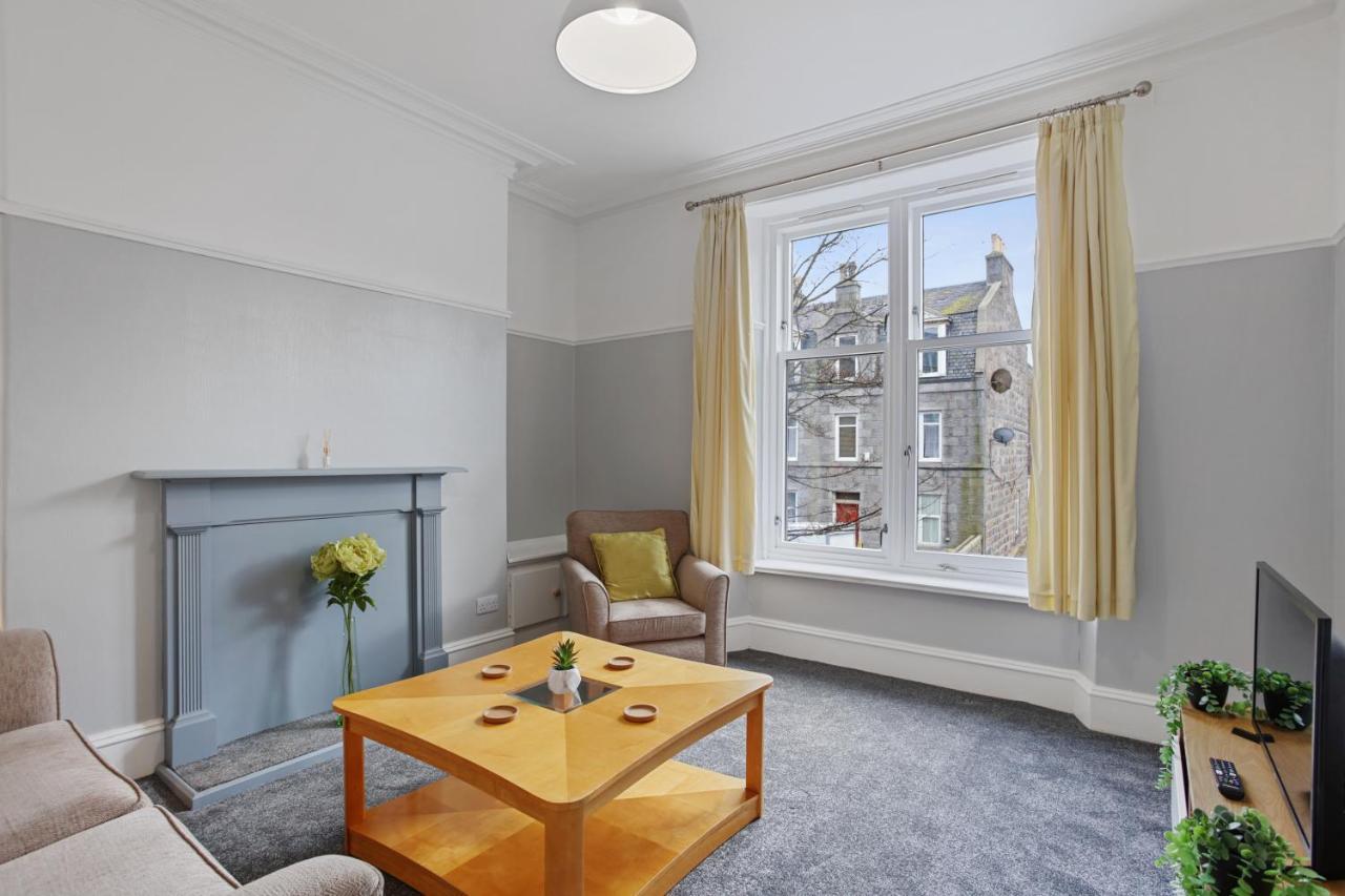 Lovely 3 bedroom apartment in Aberdeen Centre Buitenkant foto